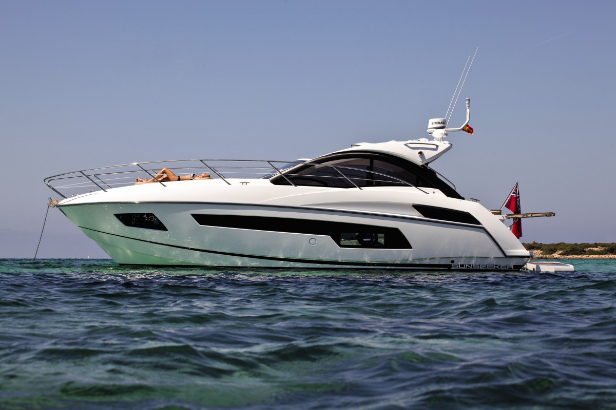 forty foot yacht